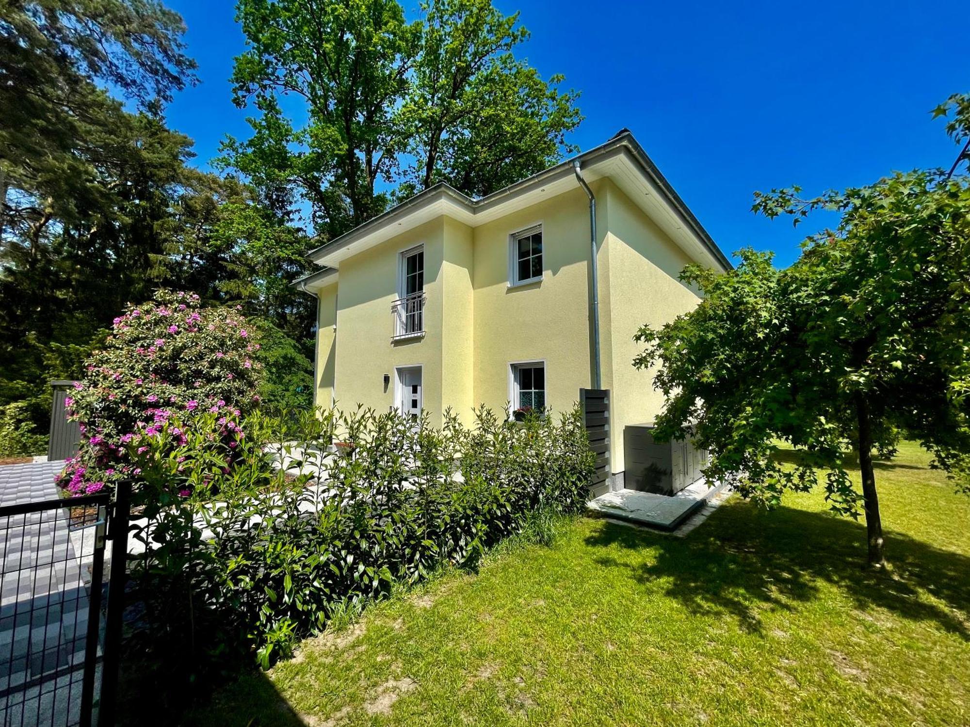Ferienwohnung Im Gruenen Oranienburg Exterior photo